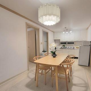 Peaceful breeze - Gocheok Dome on foot, Hongdae and Yeouido 20 minutes, free luggage storage, groups, families - 9