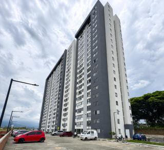 2 min Ukumari luxury apartment in Cerritos Pereira - 1