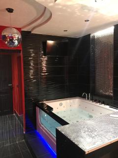 Le Cabaret Vip SPA - Lyon - 9