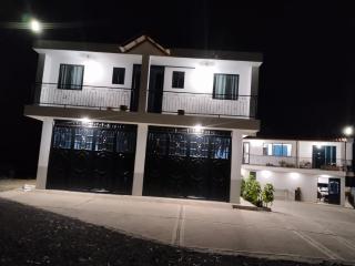 Hotel y Hospedaje Rosalinda - 3