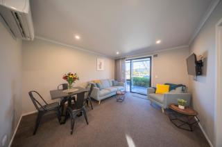 Dusky Hunting Unit - Te Anau Holiday Home - 8