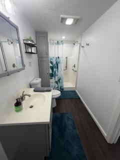 Cozy Creek Retreat - 5