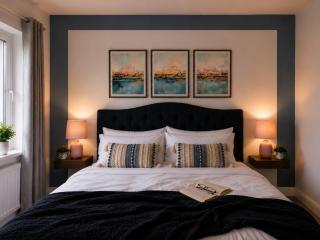 Walk to Town, Parking, Family Home, drive to beach - 5