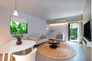 Tree Villa Bangkok - 1
