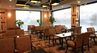 Cheerful Hotel - 8
