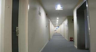 Super 8 Hotel Jinan Railway Station Square - 4