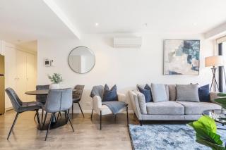 Stylish 2BR, 1BA Apartment with Balcony & Parking - 7