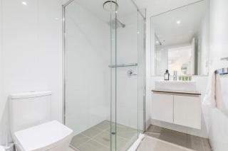 Stylish 2BR, 1BA Apartment with Balcony & Parking - 1