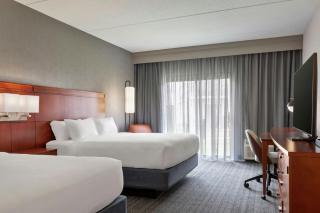 Courtyard by Marriott Pittsburgh Airport - 1