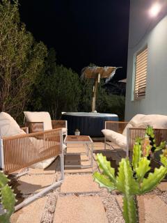 Ambiance chaleureuse, lounge, SPA privé & piscine - 6