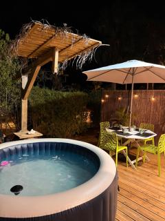Ambiance chaleureuse, lounge, SPA privé & piscine - 4