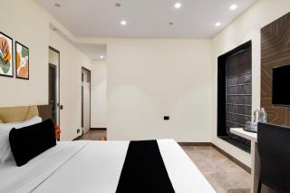 Townhouse Newtown DLF - 1