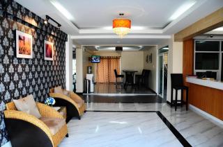 Home Place Lopburi Hotel - 9