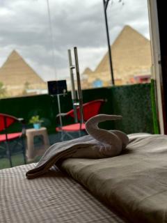 Master kings of the pyramids and Sphinx - 2