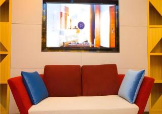 Borrman Hotel Zhongxiang Railway Station Mochou Village - 6