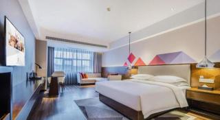 Borrman Hotel Qianjiang High-speed Railway Station Lobster City - 2