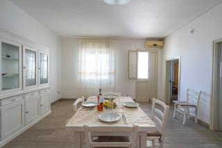 Onde Dorate in centre, close to Beach - Happy Rentals - 2