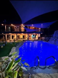 Tagaytay Villa Ariane Resort - 9