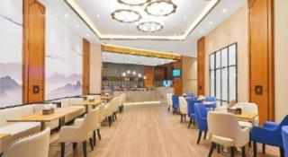 E-Cheng Hotel Yangjiang Baili Plaza - 7