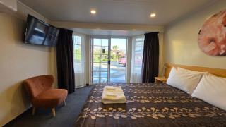 Admirals Motor Lodge - 9
