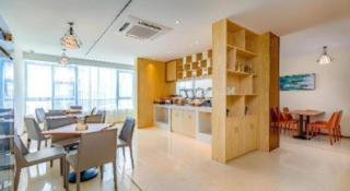 City Comfort Inn Zhanjiang Central People's Hospital High-speed Railway Station - Chikan - 9