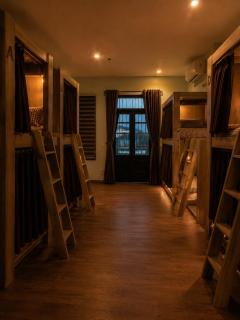 Mountain Goat Wooden Capsules Hostel 247 - 0
