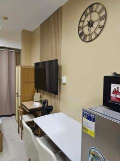 Cozy and Minimalist 1BR at SM Southmall - 7