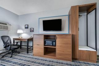 AmericInn by Wyndham Cloquet - 2