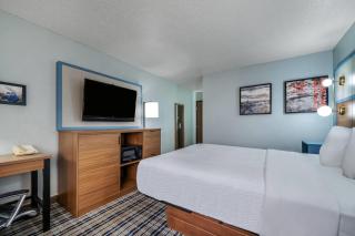 AmericInn by Wyndham Cloquet - 1