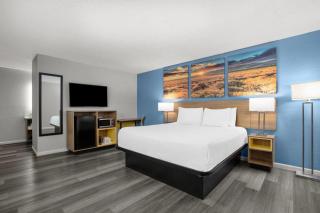 Days Inn by Wyndham Gatesville - 2