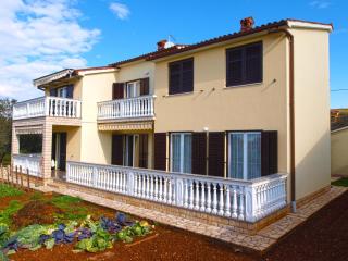 Apartment Valentina 1005 - Fažana - 0