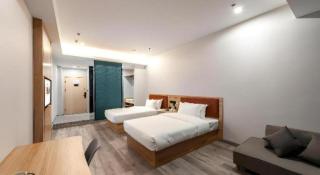 Borrman Hotel Jiangyin Zhouzhuang - 4