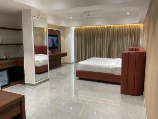 Millennium Hotel - Nashik - 8