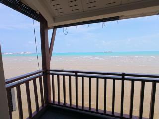 Seaview Water Chalet Lxpd - 7