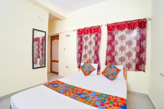 FabHotel Mara Residency - 8
