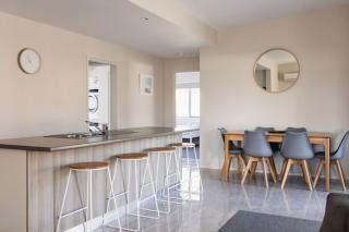 Sunday House - 3