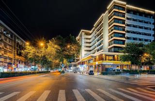 Atour Hotel Hangzhou West Lake Hefang Street - 1