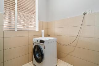 B3 l KlCC & TRX l Minimalist l 17 Pax - 5