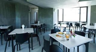 B2 Phuket Boutique & Budget Hotel - 4