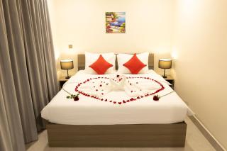 Walk Street Apartment Near Royal Palace - 5