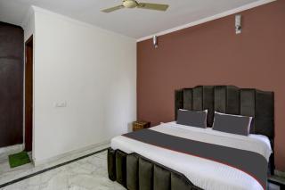 Hotel O Uk House Residency - 4