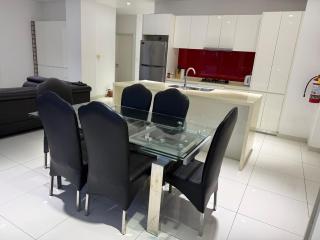 Holiday Homes - Newtown Apartment 1 - 1