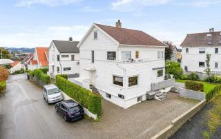 Sunny apartment near Stavanger city center with free parking - 6
