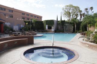 Ramada by Wyndham Viscount Suites Tucson East - Tucson - 4