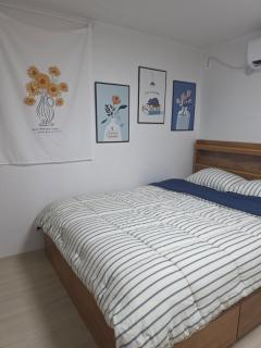 City House, a 10-minute walk from Sangil Station - 9