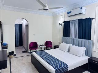 E Town Room Guest House Karachi - 6