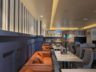 Saltstayz Premier - Sector 15 Noida - 8
