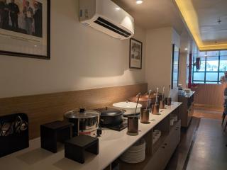 Saltstayz Premier - Sector 15 Noida - 3