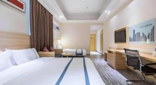 City Comfort Inn Zhuhai Fisher Girl Qinglv Road Seaside Swimming Field - 4