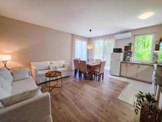 Hidden gem apartment in Golden Sands - 9